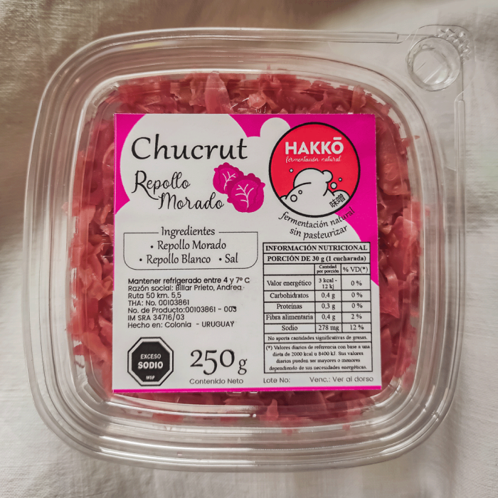 chucrut de repollo morado en su envase de venta
